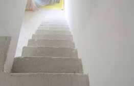 Duplex semifinisat, 110 mp+garaj, curte de 100 mp, zona strazii Ioan Rus!