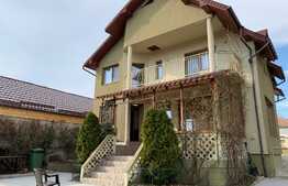 Casa de vanzare, 280 mp utili, la cheie, pivnita, CF, Autogara Beta!