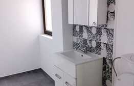 Casa conceputa pentru spatiu de birouri, 7 camere, curte + terasa, 10 parcari