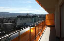 Esti in cautarea unui apartament cu 3 camere, la cheie, etaj intermediar, in zona Iulius Mall?