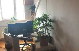 Casa 420 mp, 5 parcari, AC, zona Piata Fraternitatii