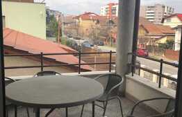 Casa 420 mp, 5 parcari, AC, zona Piata Fraternitatii