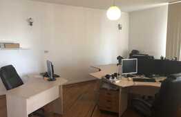 Casa 420 mp, 5 parcari, AC, zona Piata Fraternitatii