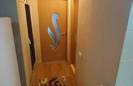 Apartament 3 camere, etaj intermediar, parcare, zona Nora