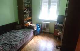 Apartament 4 camere, etaj intermediar, parcare, zona Nora