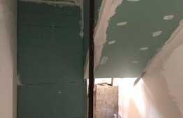 Apartament in vila, 100 mp, 3 camere, decomandat, zona strazii Florilor! 