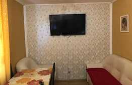 De vanzare apartament cu 3 camere, 57 mp, zona strazii Teilor