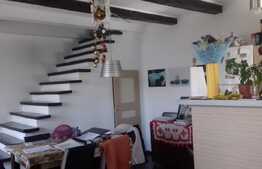 Casa de vanzare 130 mp utili, teren 151mp, zona de case!