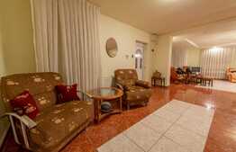 Casa de vanzare, 180 mp, 690 mp teren, zona exclusivista de case!