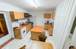 Casa de vanzare, 180 mp, 690 mp teren, zona exclusivista de case!