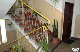 2 camere, ideal pentru locuit sau inchiriat!