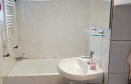 Apartament 3 camere, decomandat, 72 mp, partial mobilat, zona strazii Gruia