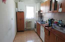 Apartament 3 camere, decomandat, 72 mp, partial mobilat, zona strazii Gruia