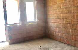 Apartament spatios, 3 camere, 2 bai, 67 mp, gradina 70 mp!  Zona Terra! 