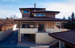 Oportunitate! Casa exclusiva de vanzare, 450 mp utili, LUX, 1000 mp teren, in inima cartierului Andrei Muresanu