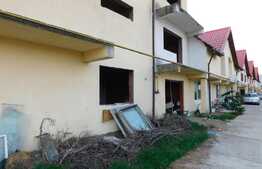 Casa insiruita la rosu, zona centrala!