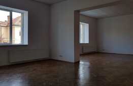 Imobil de birouri, zona Parcului Central!