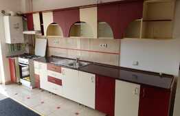 Apartament spatios cu 2 camere, 60 mp! Zona strazii Florilor!