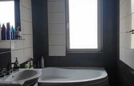 Apartament modern de 52 mp utili, 2 balcoane si loc de parcare!