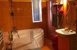 2 camere, 57 mp, decomandat, parcare cu CF, zona strazii Florilor