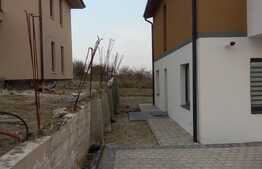 De vanzare casa tip duplex 110 mp utili, teren 180 mp, zona Chinteni