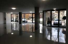 Spatiu comercial elegant in cladire moderna!