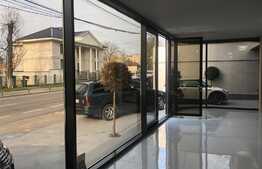 Spatiu comercial elegant in cladire moderna!