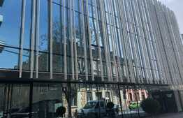 Cladire ultramoderna, situata in zona centrala