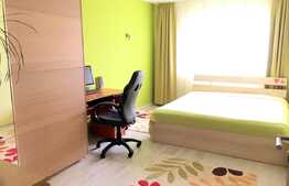 Apartament 3 camere, 80 mp, parcare! Zona strazii Stejarului!