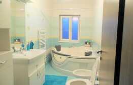 Apartament 3 camere, 80 mp, parcare! Zona strazii Stejarului!