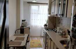 3 camere, decomandat, 80 mp, parcare cu CF, zona Muzeul Apei