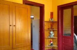 Cauti sa inchiriezi o casa nu prea departe de oras?