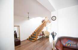 De vanzare apartament in vila, la cheie, 132 mp utili, 140 mp teren, cartier Grigorescu!