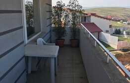 Daca iti doresti un apartament cu panorama, inconjurat de spatii verzi iti recomand acest apartament.