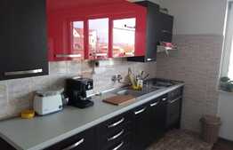 Apartament 3 camere, decomandat 120 mp, zona IRA