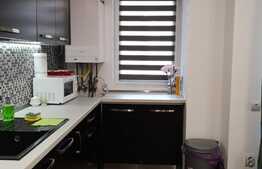 Apartament LA CHEIE, finisaje de lux, 3 camere, 62 mp, terasa, parcare subterana, zona Complex Bonjour Residence