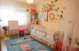 Apartament 3 camere, 58 mp, parcare! Zona strazii Eroilor!