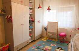 Apartament 3 camere, 58 mp, parcare! Zona strazii Eroilor!