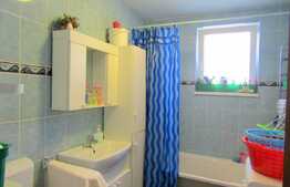 Apartament 3 camere, 58 mp, parcare! Zona strazii Eroilor!