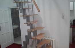 Casa cuplata de vanzare 70 mp utili, 40 mp teren, curte comuna!