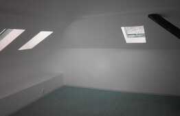 Casa cuplata de vanzare 70 mp utili, 40 mp teren, curte comuna!