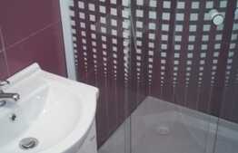 Casa cuplata de vanzare 70 mp utili, 40 mp teren, curte comuna!