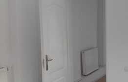 Casa cuplata de vanzare 70 mp utili, 40 mp teren, curte comuna!