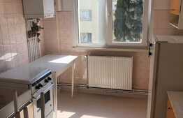 Oportunitate! Apartament 3 camere, decomandat, etaj intermediar, zona Primaverii