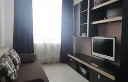 Apartament cu 3 camere, 50 mp, decomandat, loc de parcare , in zona Vivo 