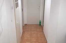 Daca nu vrei sa fii deranjat de persoanele care locuiesc deasupra ta, atunci aici ai apartamentul perfect pentru tine!