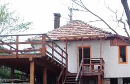 Casa individuala 45 mp, teren 555 mp, front 10ml, zona de case!