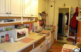 Apartament 2 camere decomandat cu priveliste !