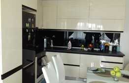  Apartament de lux, 3 camere, 68 mp, terasa, loc de parcare, zona Baza Sportiva Gheorgheni-Sopor