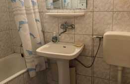 Garsoniera 27 mp, decomandata, zona UMF